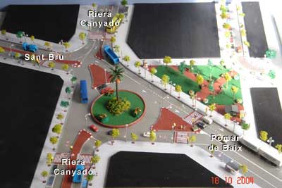 Foto de la maqueta de la proposta per a la cruilla dels carrers Sant Bru, riera CanyadÃ³ i Pomar de Baix